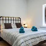 El Trillo Country house