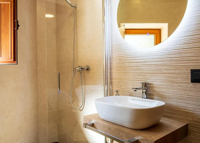 منزل ريفي El Trillo Aldea Del Obispo